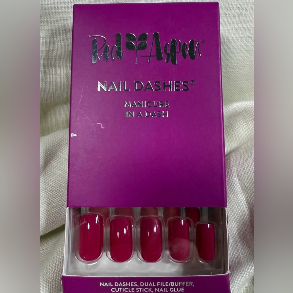 Red Aspen Nail Dashes-BEV’S GARDEN ROMANCE
